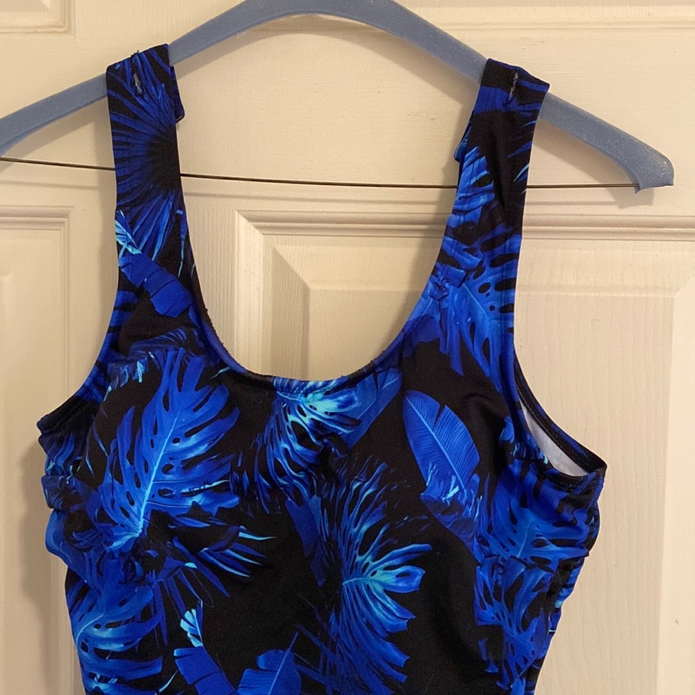 Bathing suit